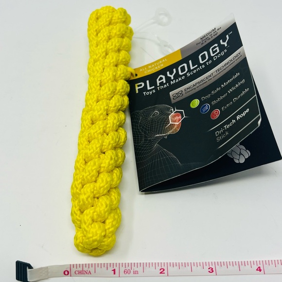 NWT Playology Dri Tech Rope Stick Medium (15-35 pound dogs) Chicken Flavor - Picture 6 of 6